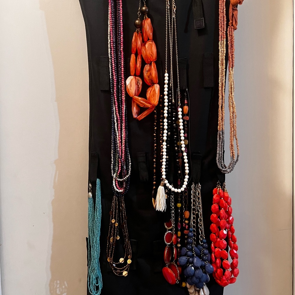 35+ Pieces of Jewelry